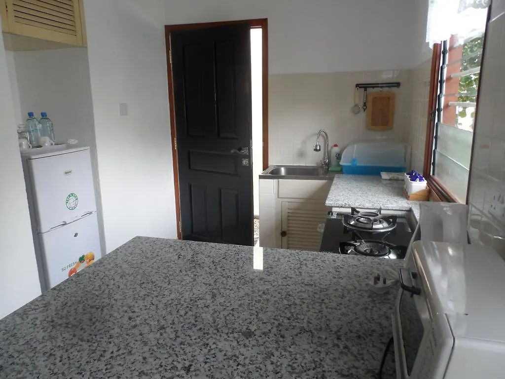 Anse Norwa Self Catering Apartment Beau Vallon